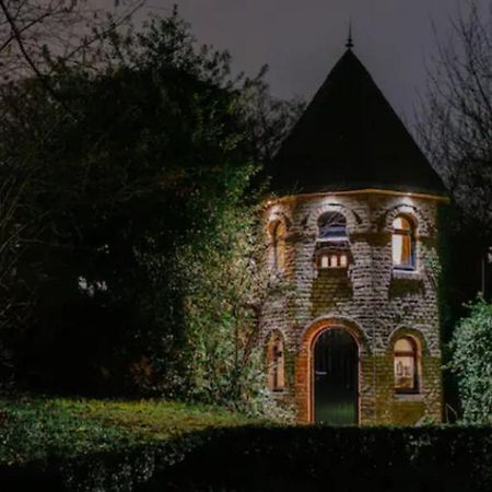 Отель Le Pigeonnier - Tinyhouse En Plein Centre De Льеж Экстерьер фото